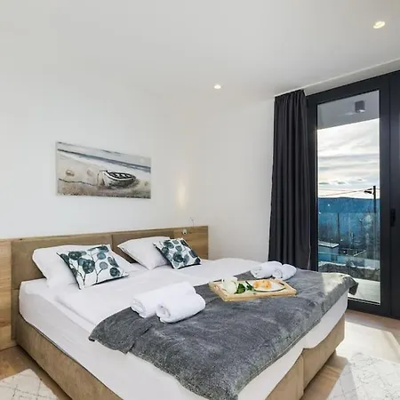 Excellent Oasis With A Pool * Grizane-Belgrad