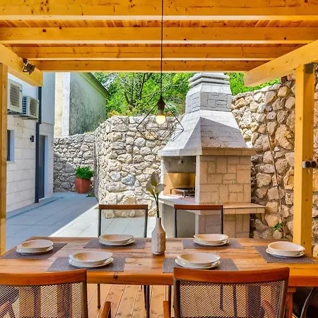 ヴィラ Excellent Oasis With A Pool *