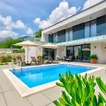 Excellent Oasis With A Pool Villa Grižane
