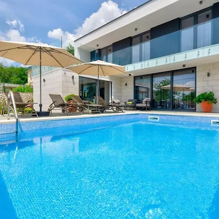 Excellent Oasis With A Pool Grižane