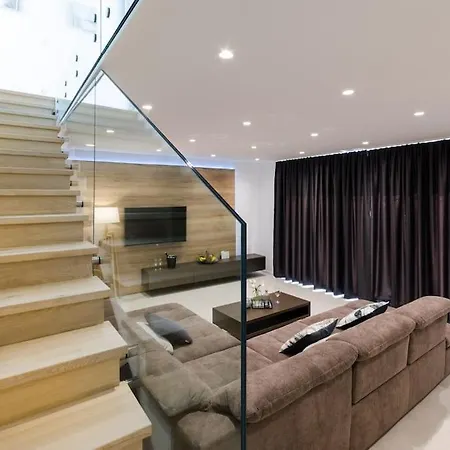 Excellent Oasis With A Pool Villa *