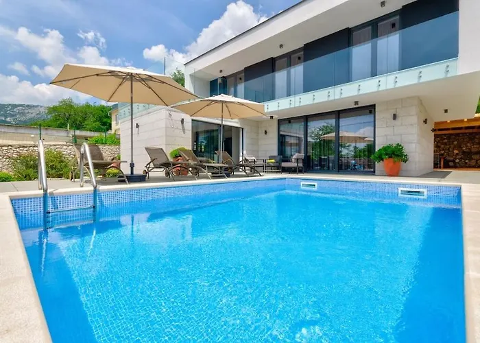 Excellent Oasis With A Pool Grižane